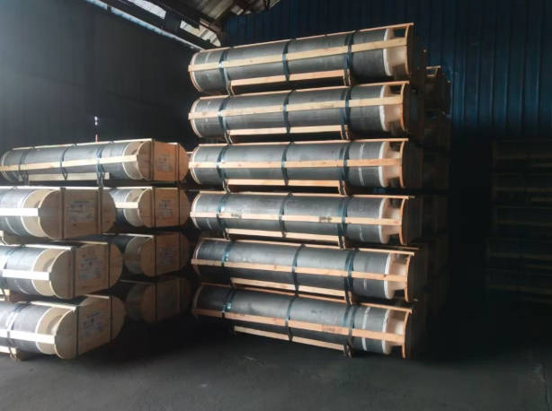 UHP Dia 350mm Graphite Electrode with Nipple for Lf or Eaf 3